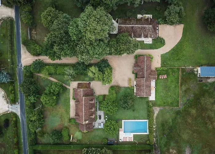 La Grange De Léonie